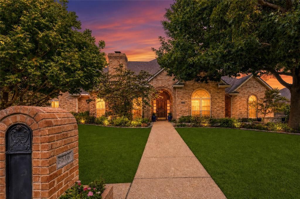 6516 Meadow Haven Drive, Fort Worth