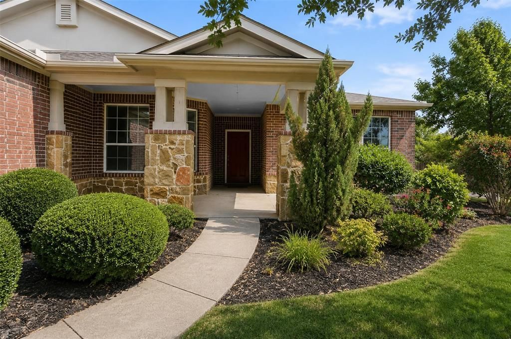 1728 Hacienda Heights Lane, Frisco
