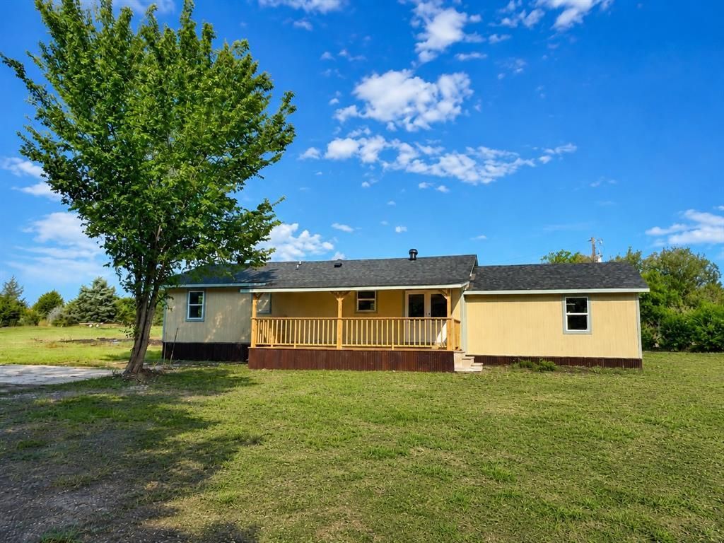 8275 Bay Drive, Quinlan