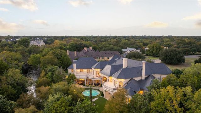 10617 Bridge Hollow Court, Dallas