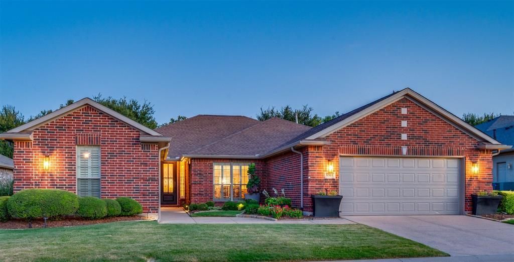 8901 Crestview Drive, Denton
