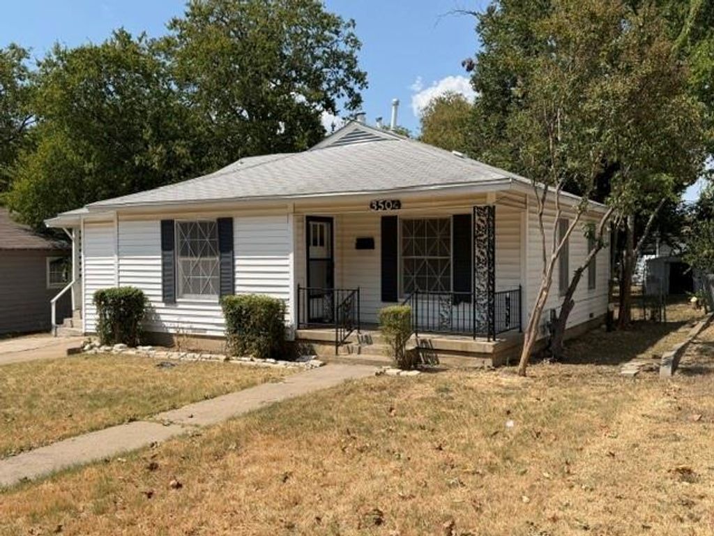3504 W Gambrell Street, Fort Worth