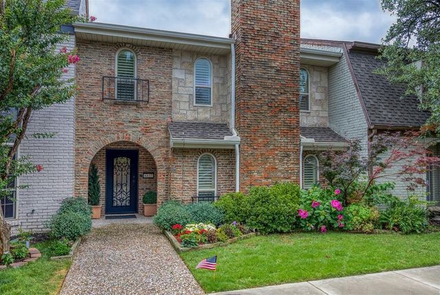 6837 Anglebluff Circle, Dallas