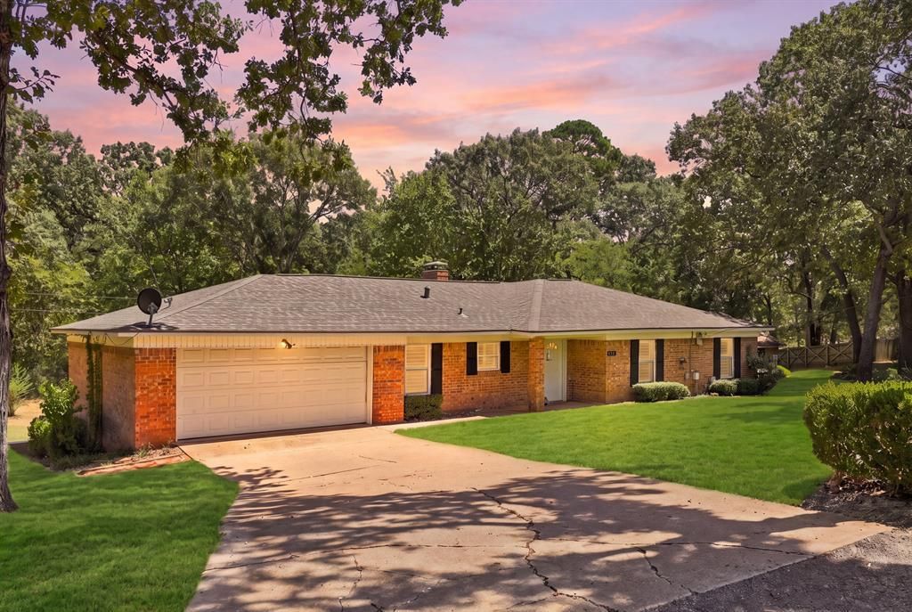 21121 County Road 1291, Flint