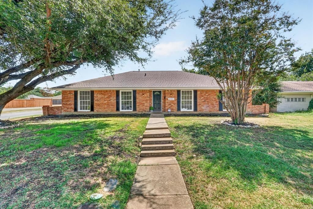6301 Wheaton Drive, Fort Worth