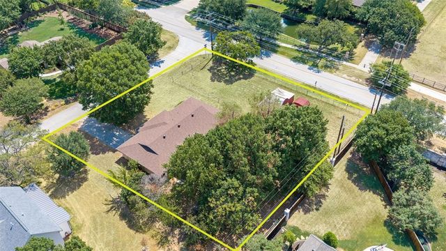 7108 Jo Will Street, Colleyville