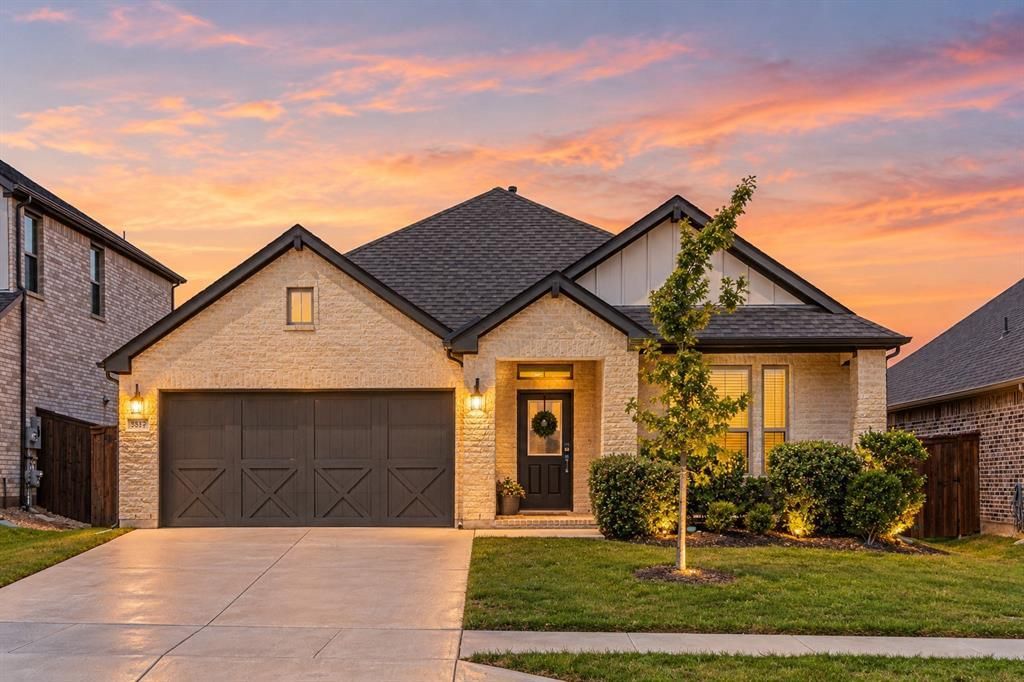 5532 Santa Elena Court, Fort Worth