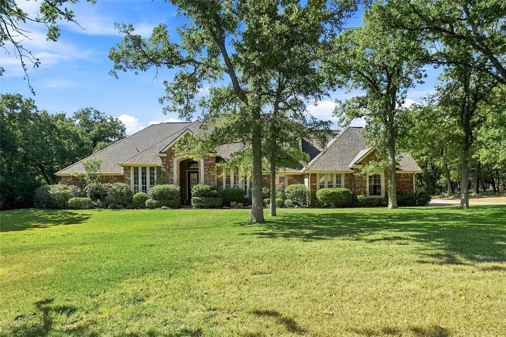 676 Boling Ranch Road, Azle