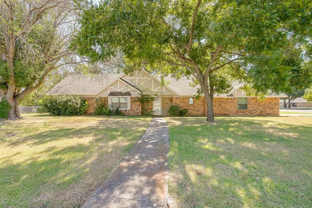 400 Mountain Valley Boulevard, Joshua