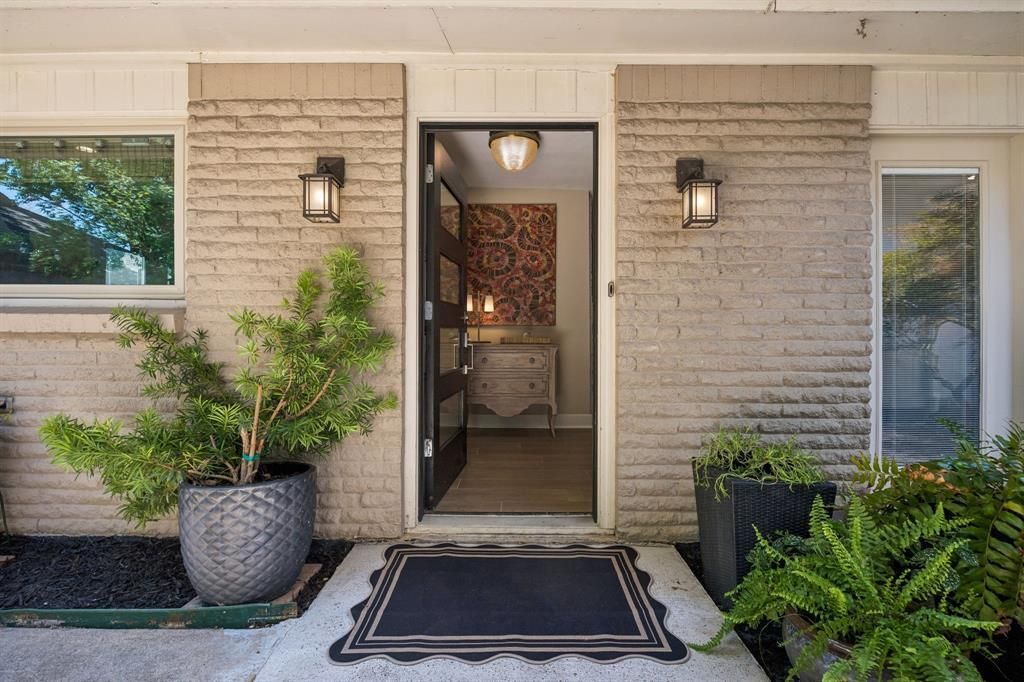 11333 Park Central Place, Dallas