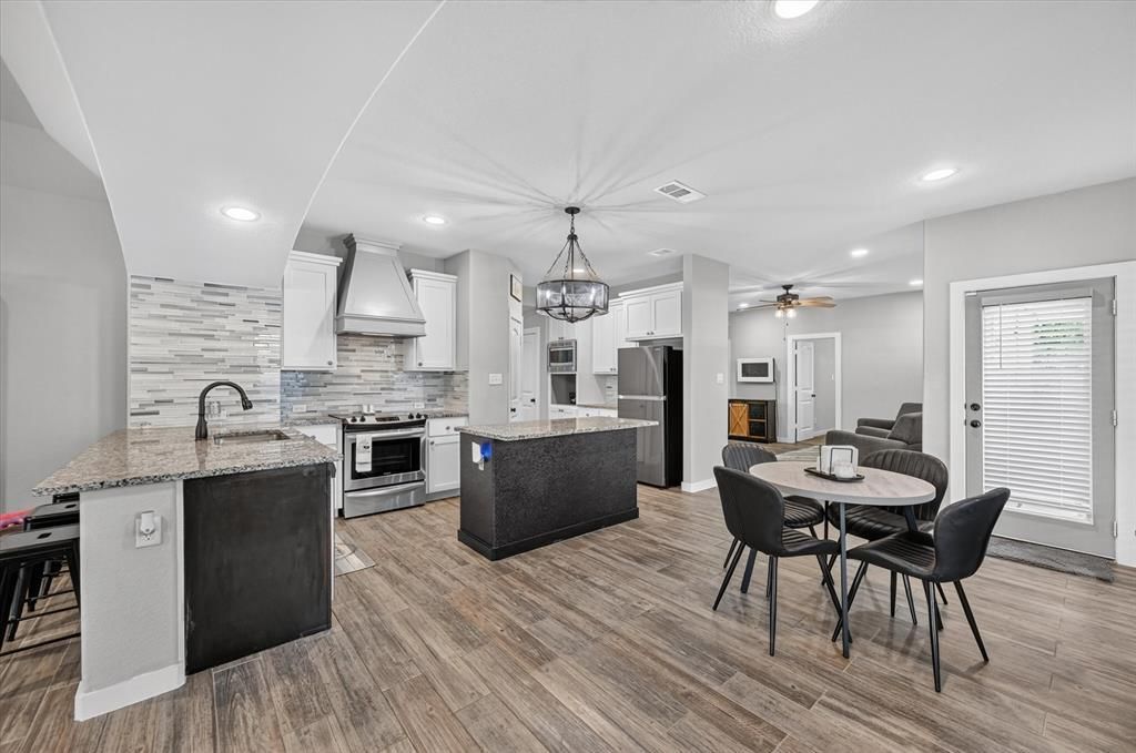705 Phillips Court, Mansfield