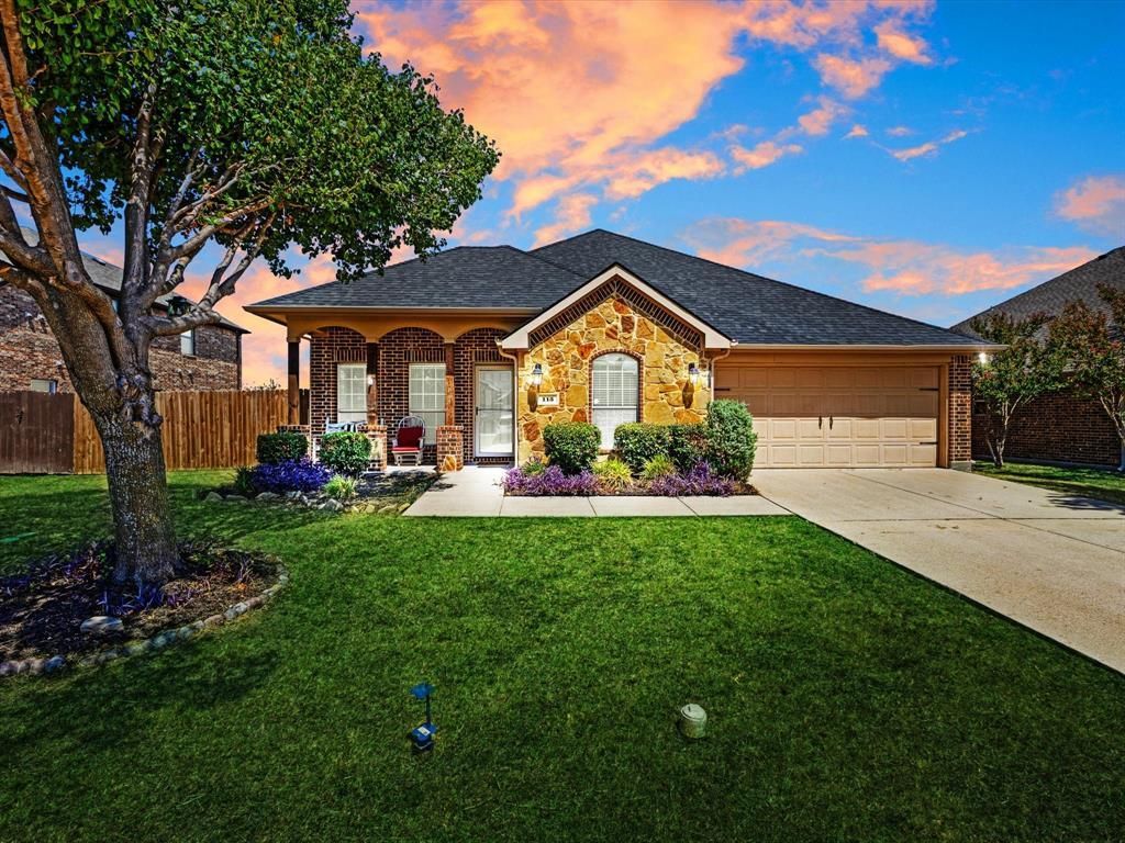 113 Holly Street, Waxahachie
