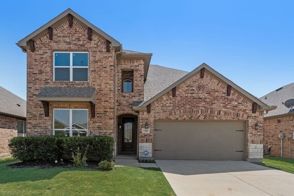 1704 Alton Way, Aubrey