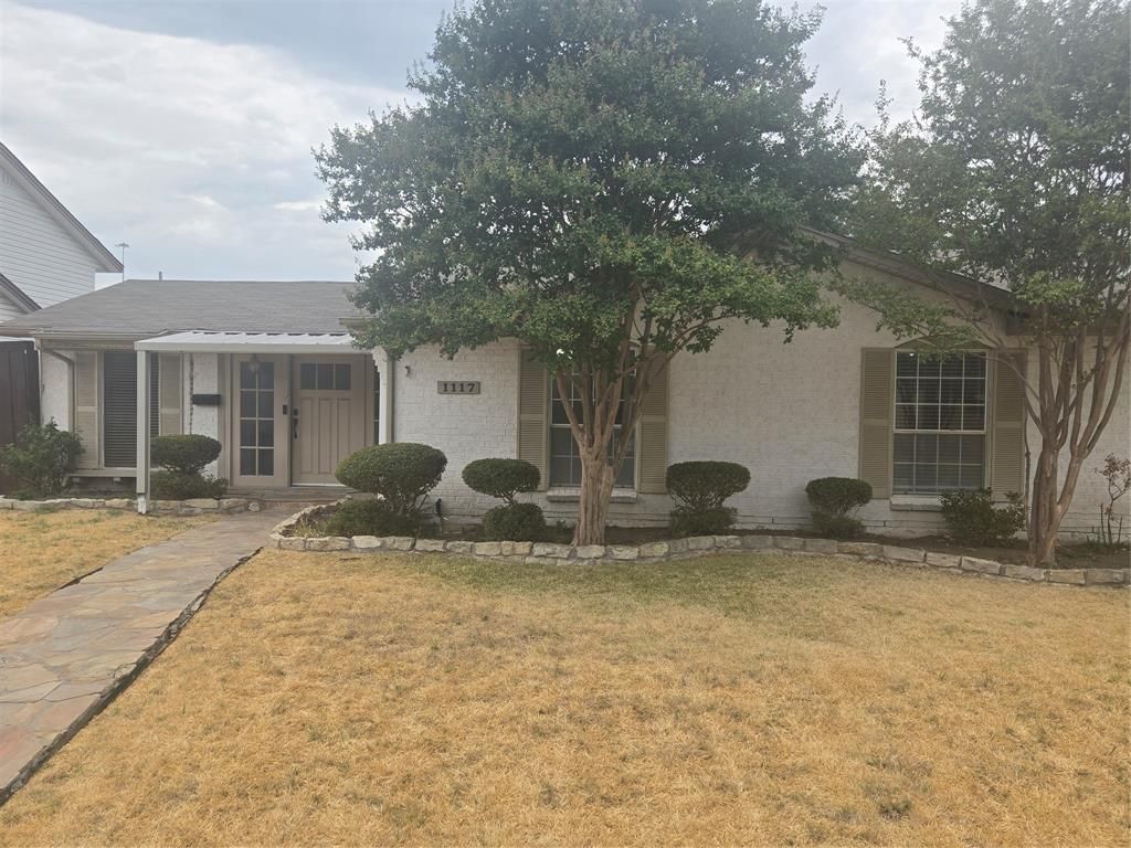 1117 Mill River Drive, Garland