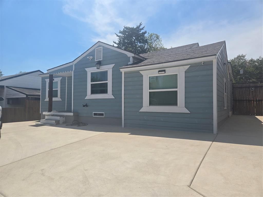 3211 Ramsey Avenue, Dallas