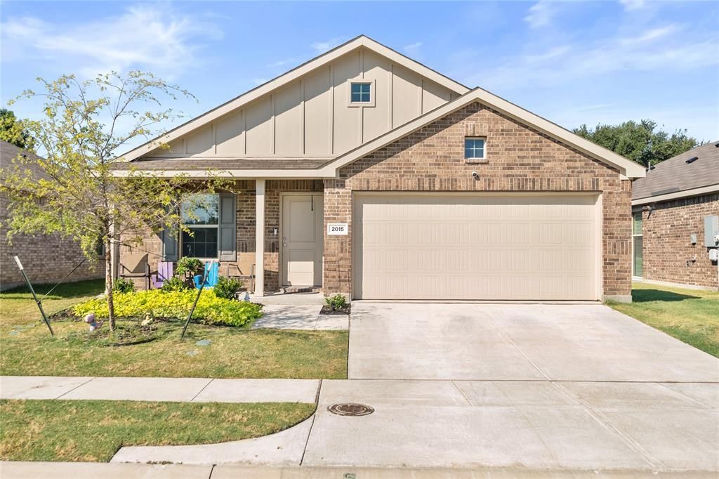 2015 Ava Drive, Ennis
