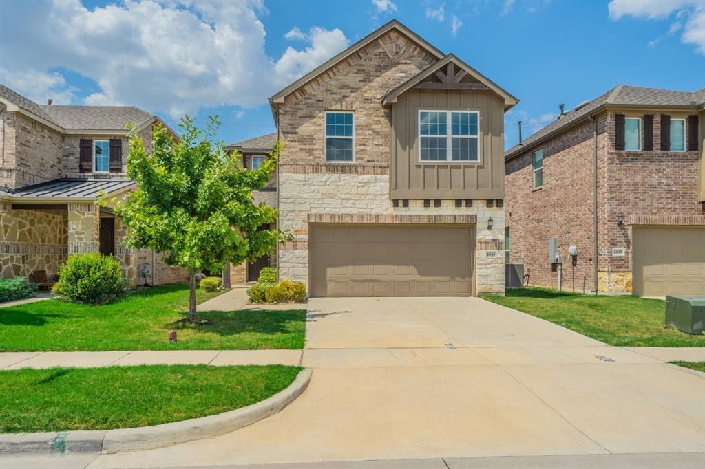 2833 Henson Lane, Garland