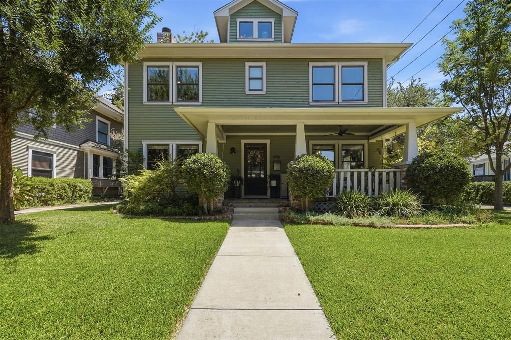 1915 Alston Avenue, Fort Worth