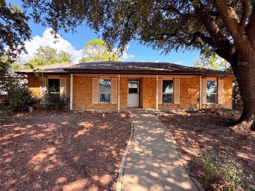 2602 Emberwood Drive, Garland
