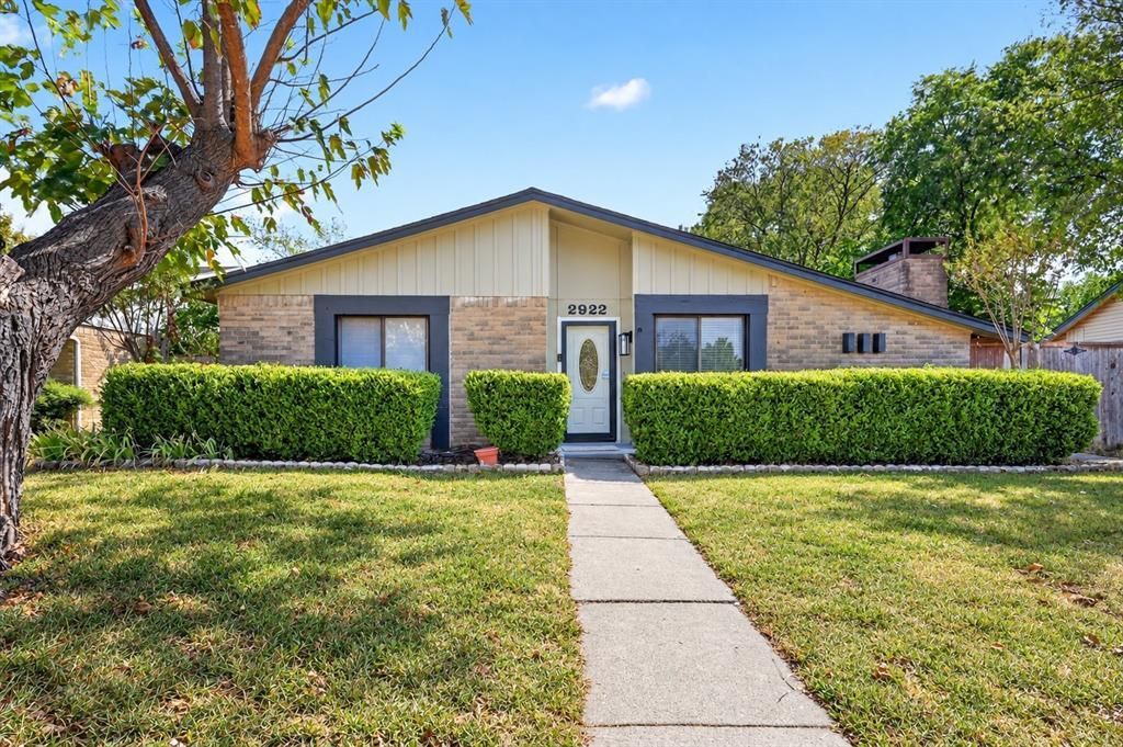 2922 Bonanza Lane, Garland