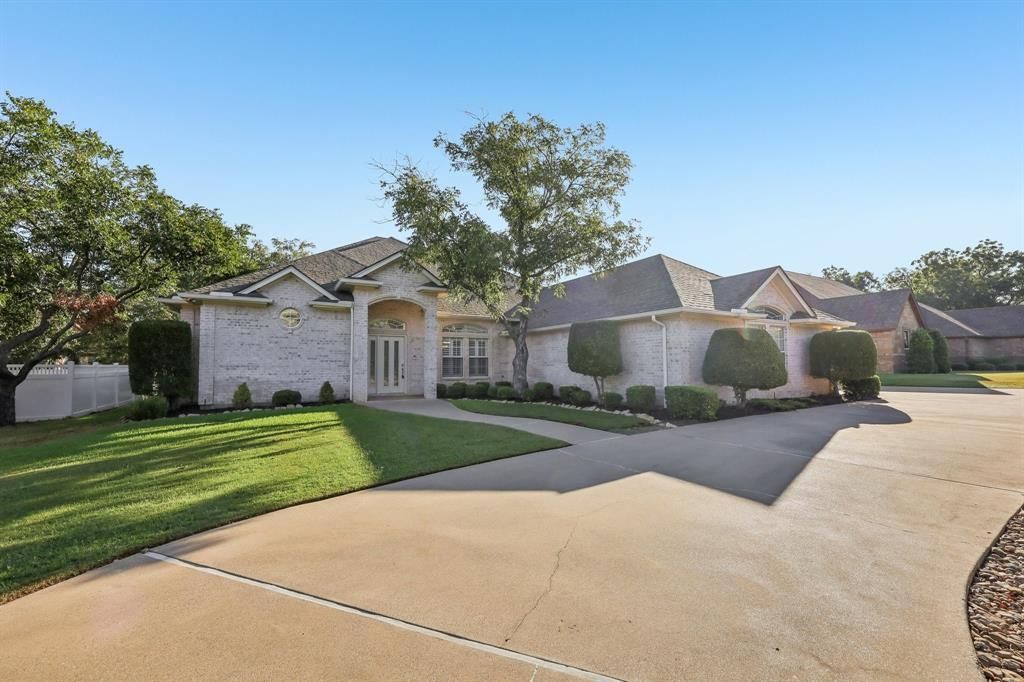 5409 Wedgefield Road, Granbury