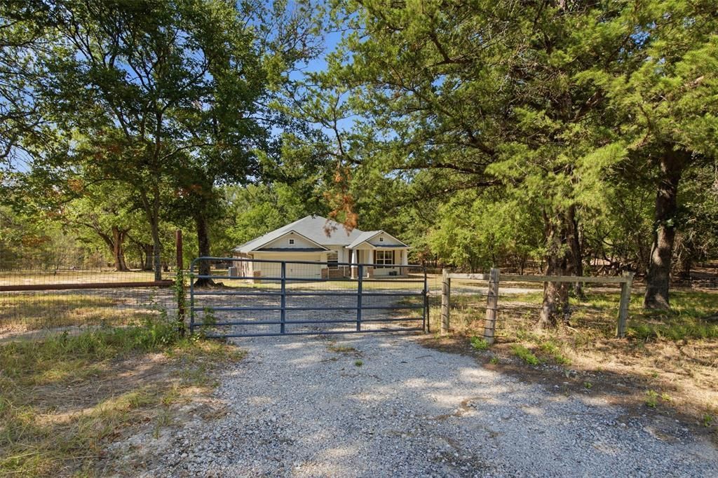 5000 Fm 2947, Greenville