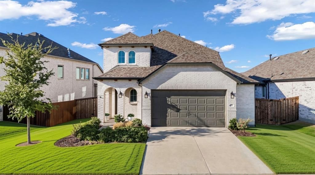 1825 Pelham Drive, Aubrey