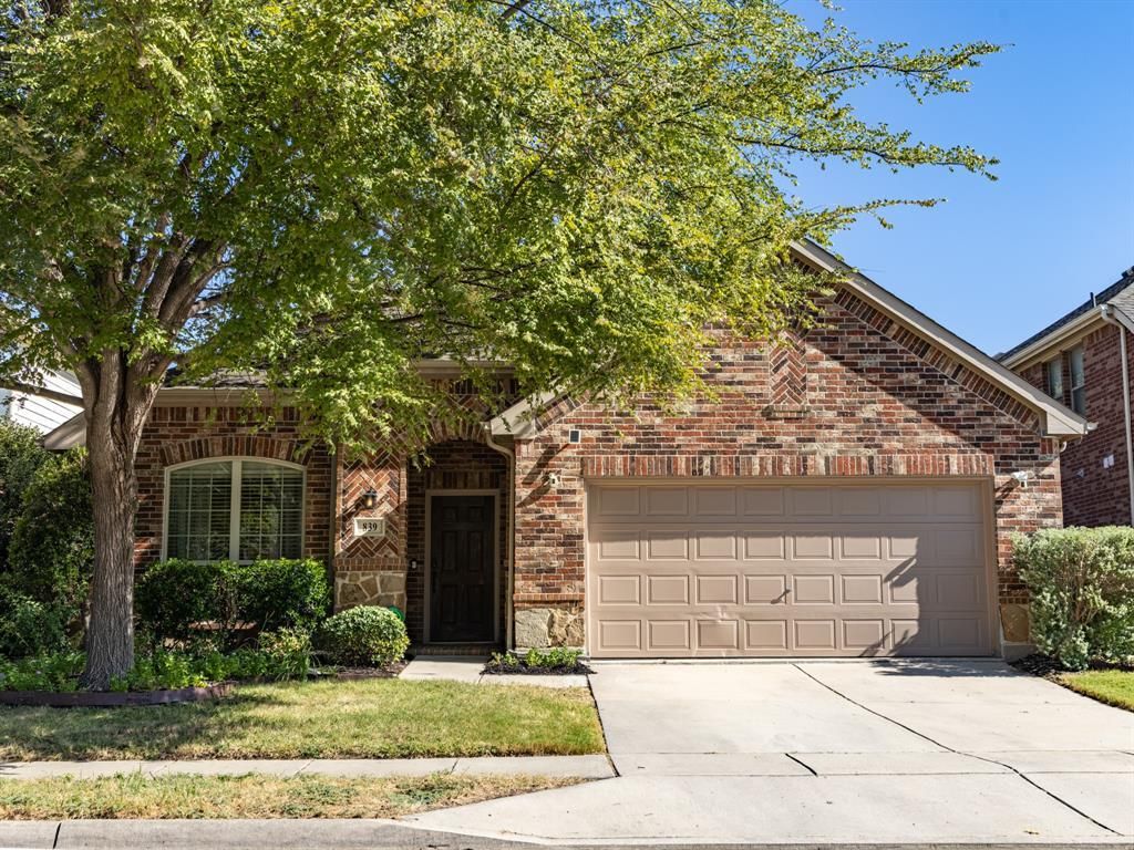 839 Lake Forest Trail, Little Elm