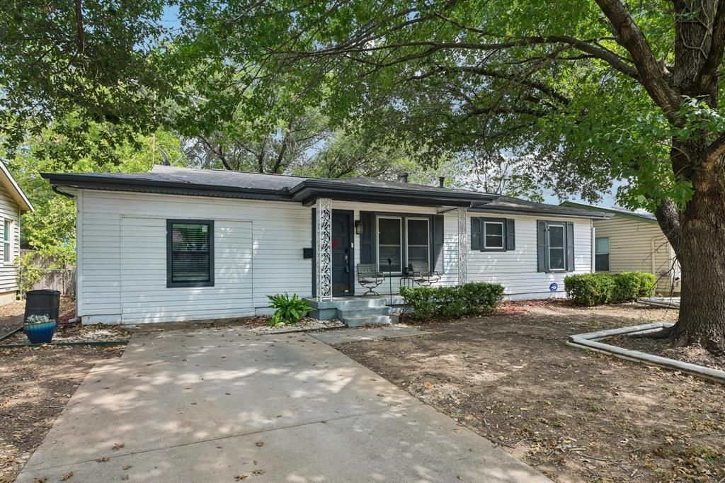 3204 Aurora Street, Haltom City