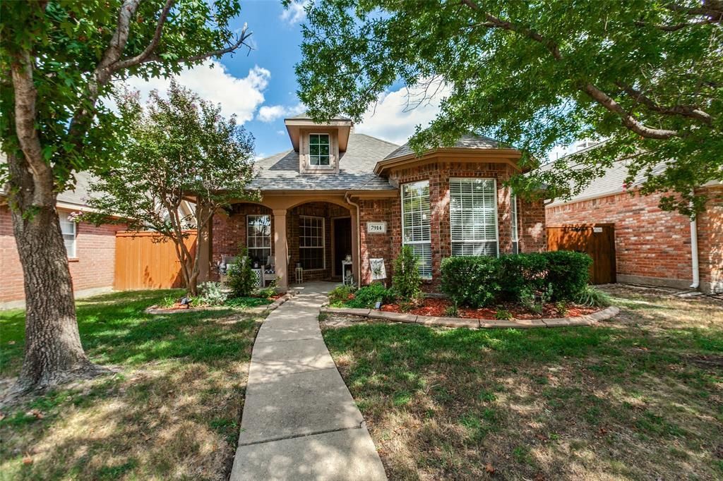 7914 Whispering Tree Lane, Plano