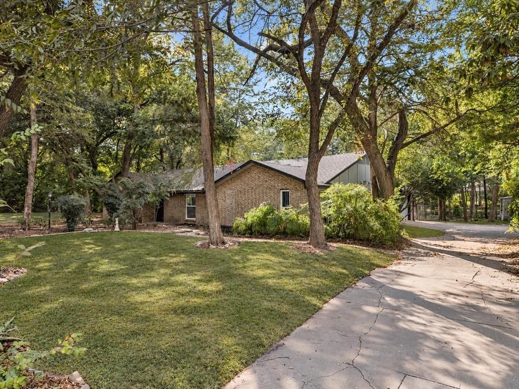 1018 Randy Road, Cedar Hill