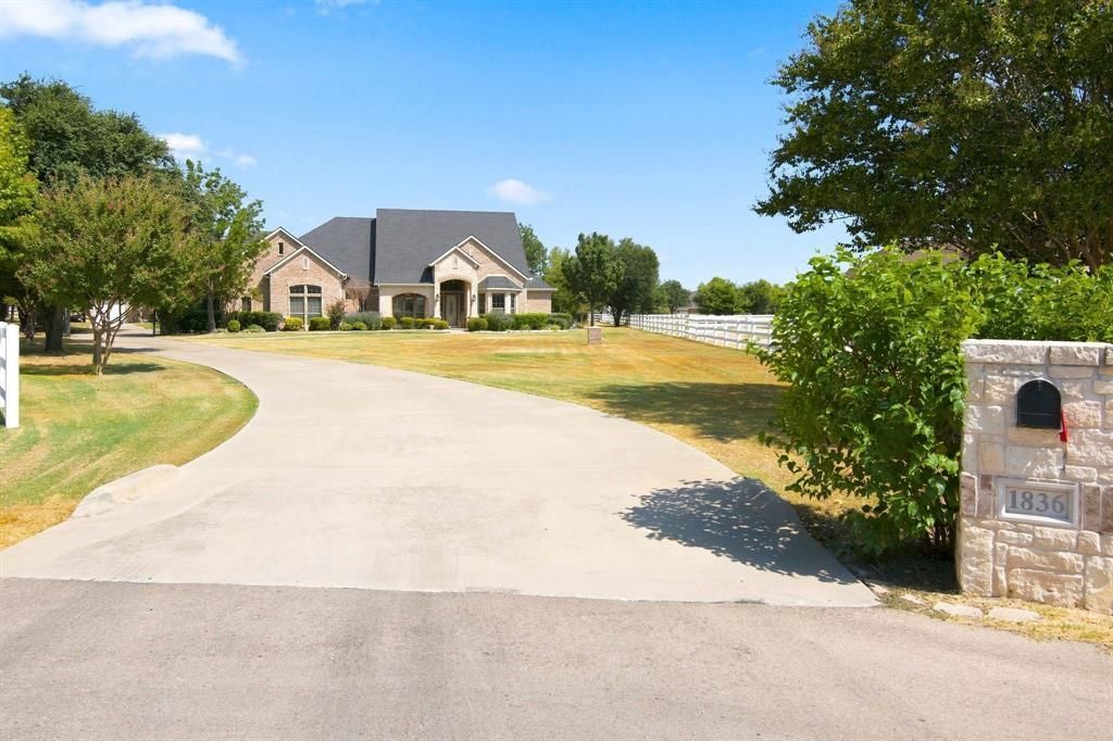1836 Willow Springs Court, Haslet