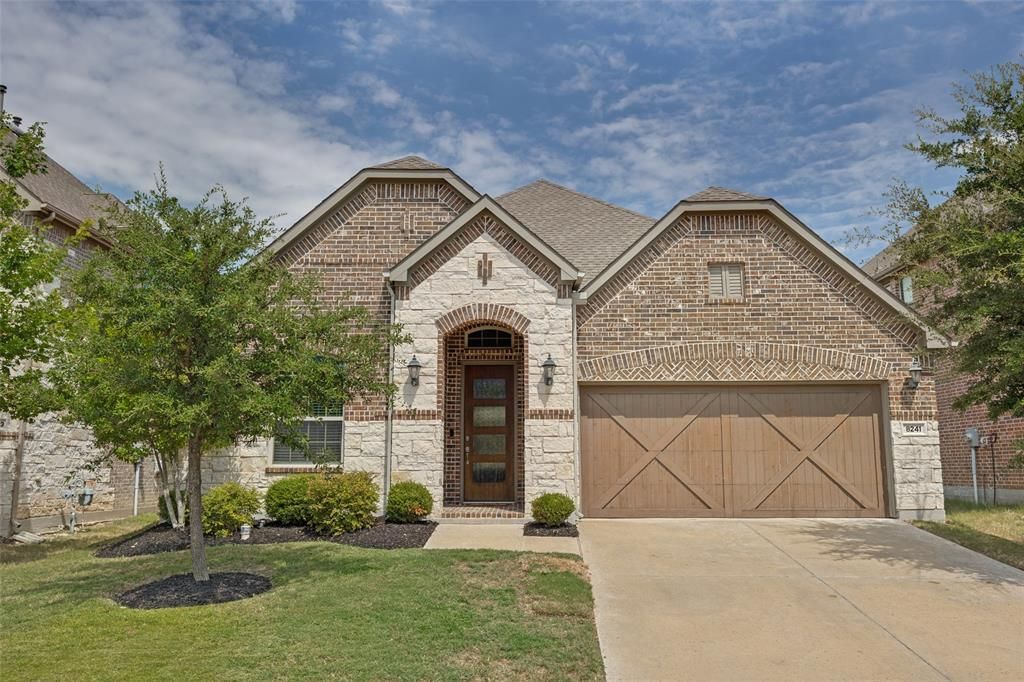 8241 Blumelia Drive, Dallas