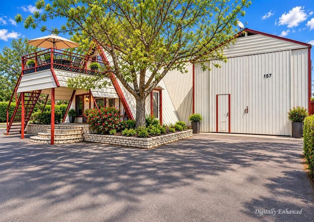 157 Business Boulevard, Granbury