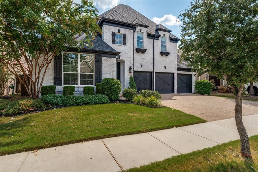 900 Southern Hills Way, Aubrey