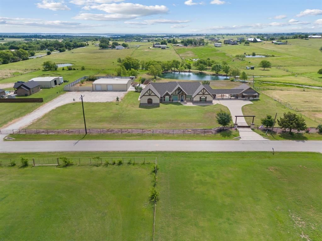 12190 Marion Road, Sanger