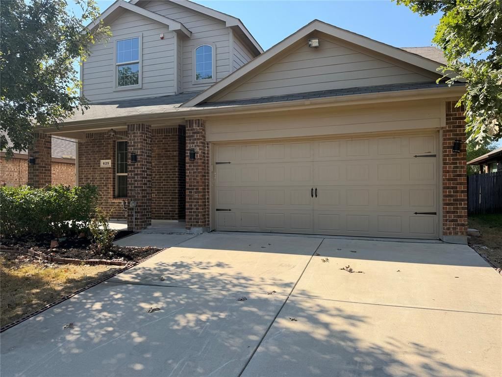 625 River Rock Drive, Azle