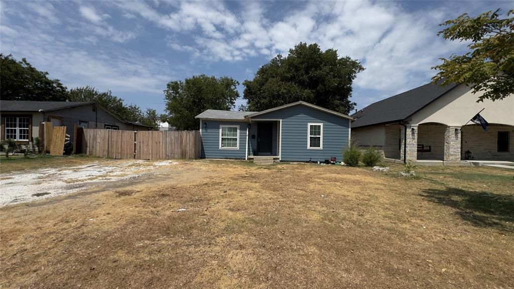 3229 Tom Ellen Street, Fort Worth