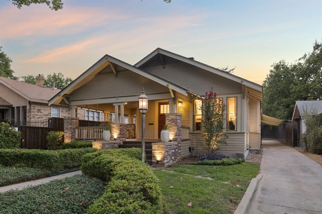 1011 Woodlawn Avenue, Dallas