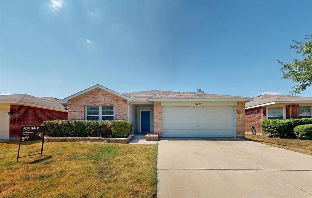 9417 Pastime Court, Fort Worth
