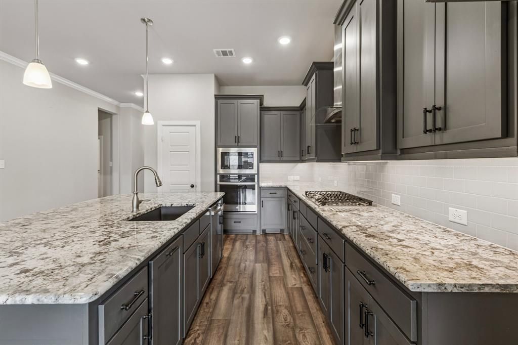 4717 Beaver Creek Drive, Arlington