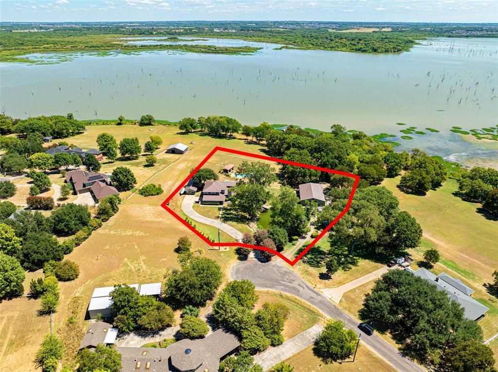 192 Mallard Point, Wylie