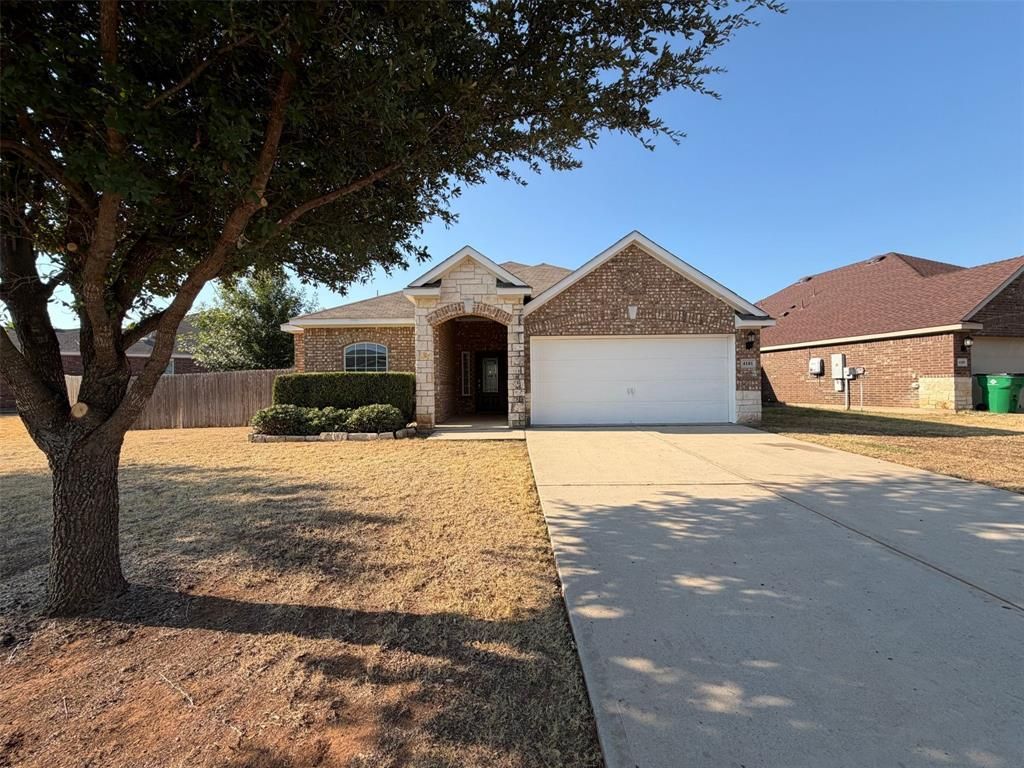4101 Tower Lane, Crowley