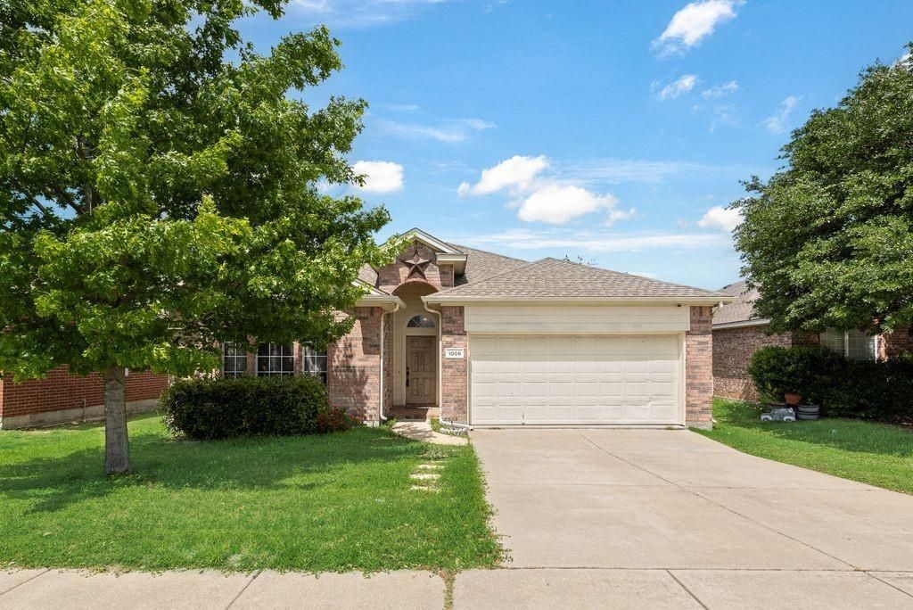1008 Fort Apache Drive, Fort Worth
