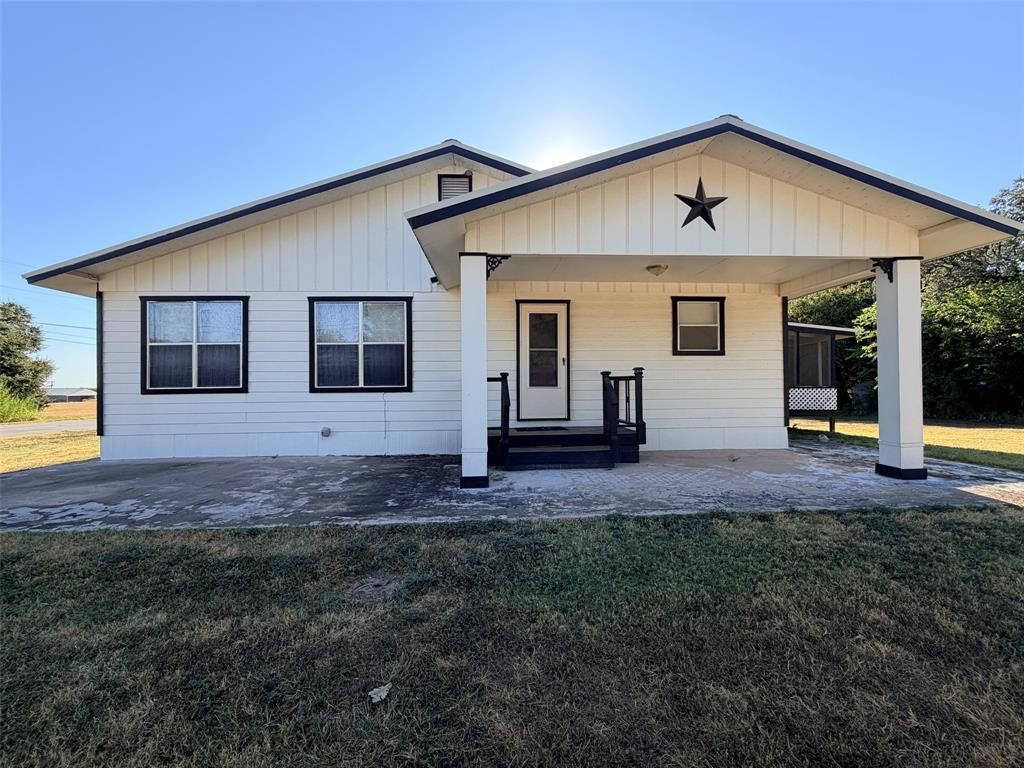 1410 Marie Street, Comanche