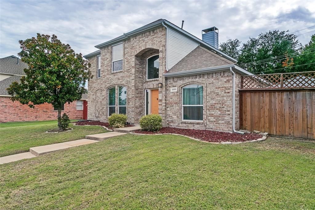 1400 Wentworth Drive, Lewisville