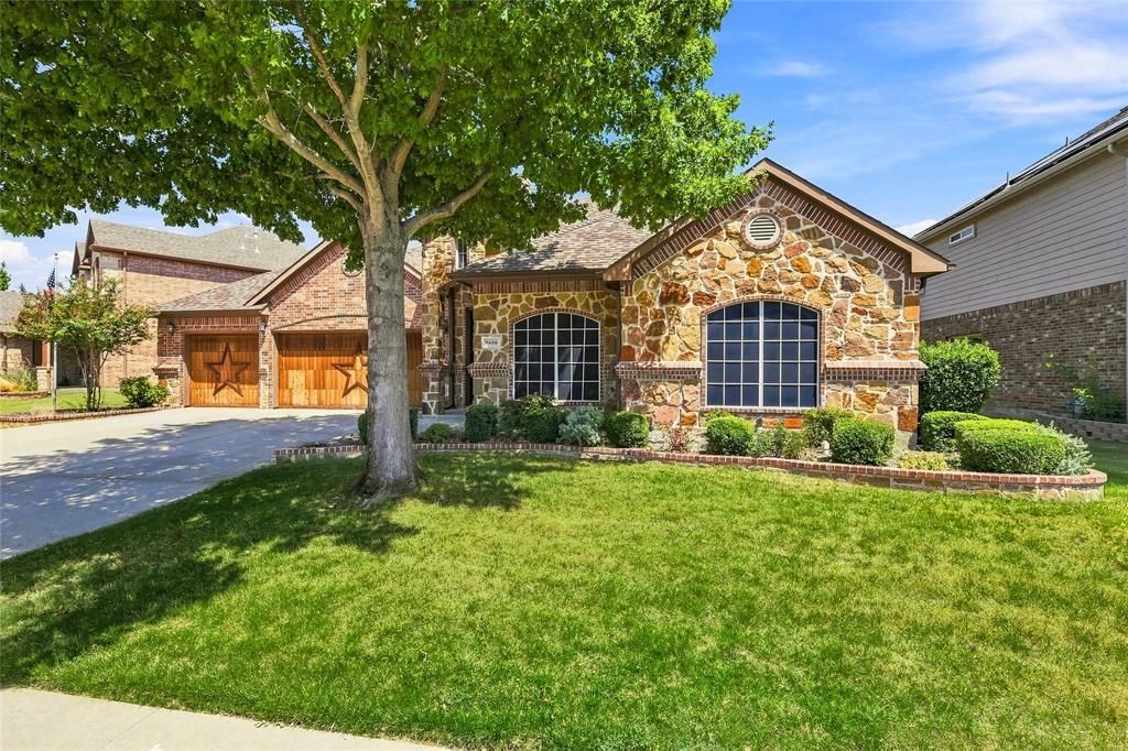 9600 Cholla Cactus Trail, Fort Worth