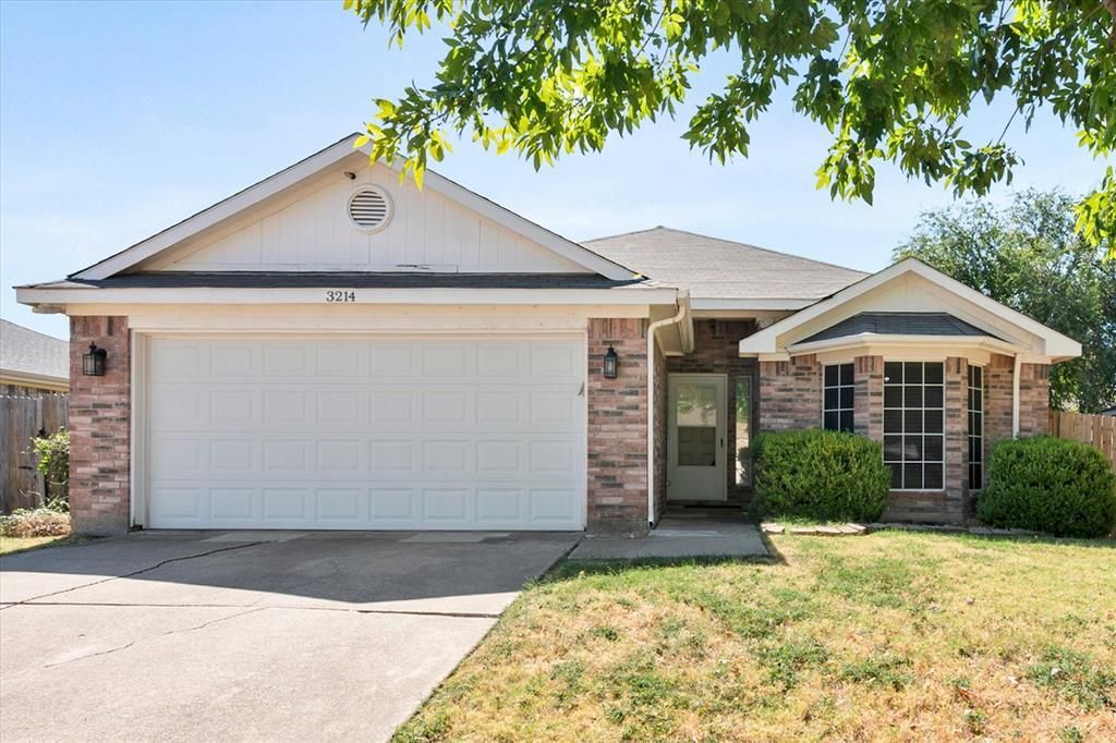 3214 Rustic Meadow Trail, Mansfield