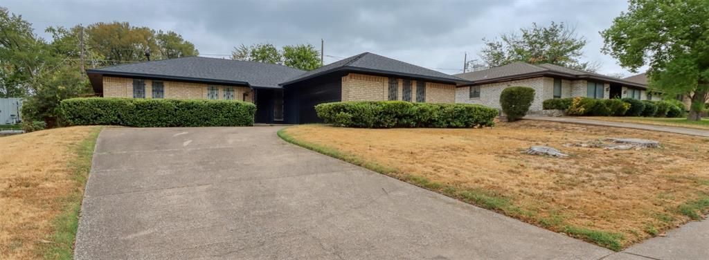 327 Penguin Drive, Dallas