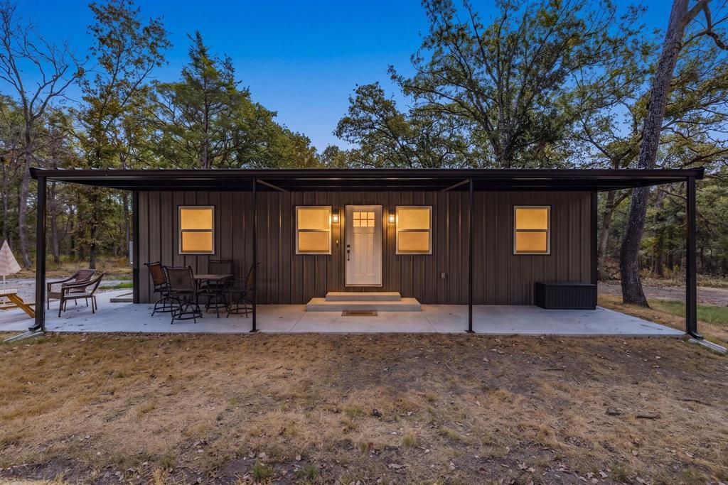 3291 County Road 3116, Lone Oak